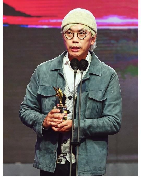 【闲着干嘛呢】金泰浩PD将于金泰浩PD将于17日离开MBC,15日“橡子庆典”为最后企划!