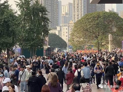 LV 为何搬离解放碑？