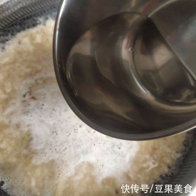 好吃到飞起的虾皮疙瘩汤，这样做0失败