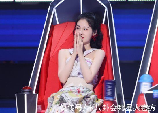 《好声音》悄然变味,8位导师成焦点,学员的风头都被抢了