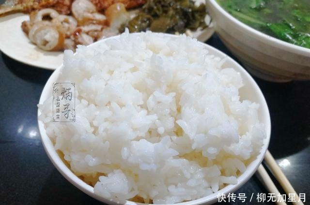 人均|莆田老夫妻开店卖它,小菜随便搭,人均15块钱,食客就认这个味