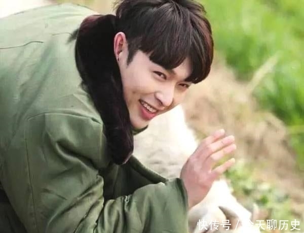 张艺兴|张艺兴加入《向往的生活5》,跟黄磊、何炅的互动差别有点大