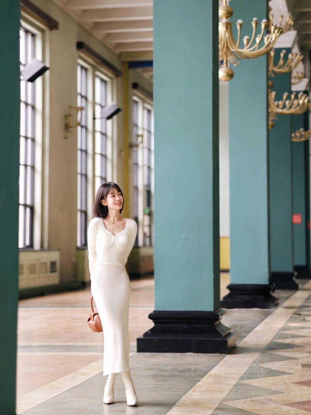 碎花裙|春天穿连衣裙就试试这些基础款,清新减龄又温柔,谁穿谁美