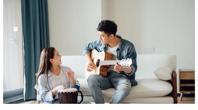 李子柒與MCN的紛爭｜人生轉(zhuǎn)個(gè)彎，境遇大不同