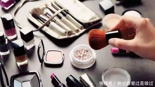 神奇|第一次坐飞机时,这4样东西你要注意好,免得弄出不必要的尴尬