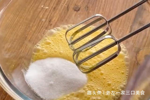 最近电饭锅蛋糕火了,教你个少糖配方,松软不回缩,比烤的好吃