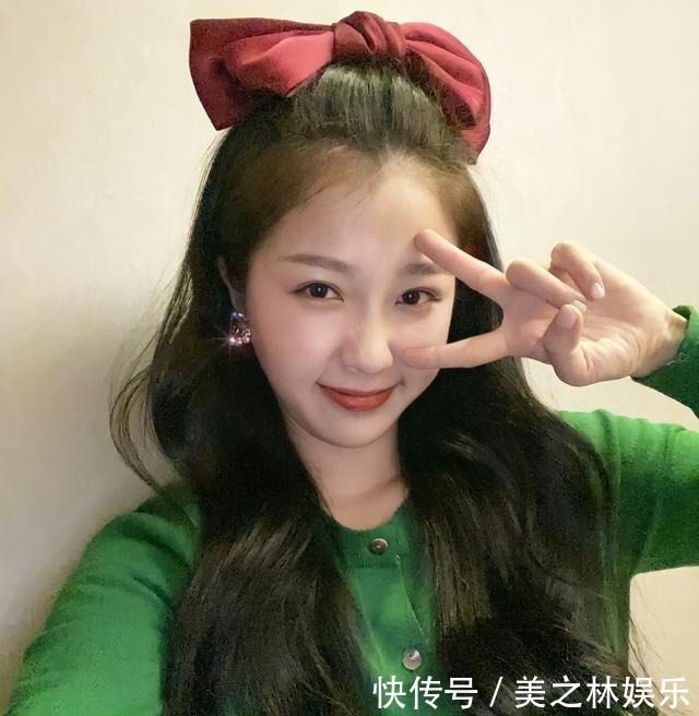 tony|别再披头散发了!这3款新年发型才够美够撩人