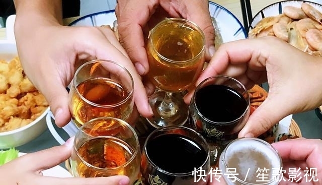 菜单|国庆家宴菜单，12道菜不精致但合胃口，好吃又实惠，网友：求蹭吃