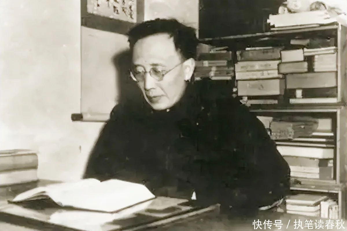 郭沫若：《满江红》，开篇就是千古名句