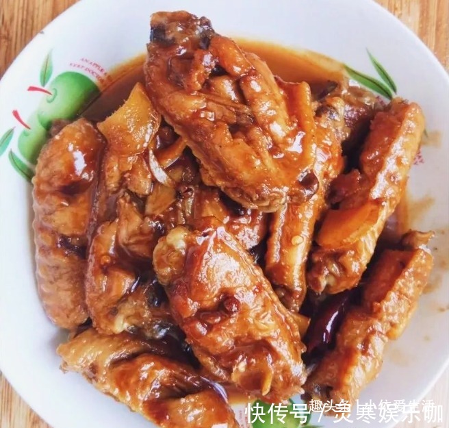 胡萝卜|春节期间给家人做的几道下饭菜，荤素搭配营养丰富，家人超爱吃