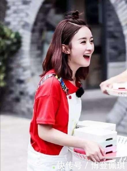 马尾|女生不要总是披发,今年流行这3款“半扎发”,时髦显脸小有气质