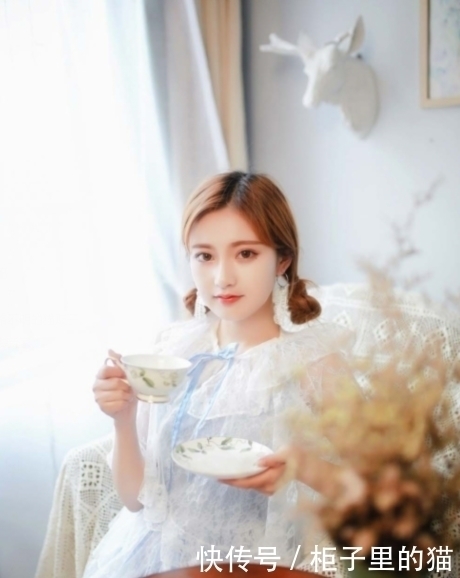 头发|女生别总散着头发,这六款懒人扎发款款好看减龄,男朋友爱第五款