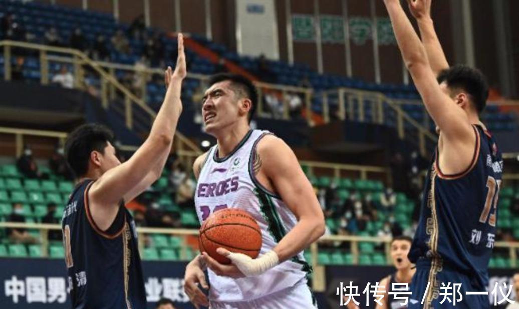 杜锋|23分18板5抢断!2米07陶汉林,怎么就得不到中国男篮杜锋的认可?