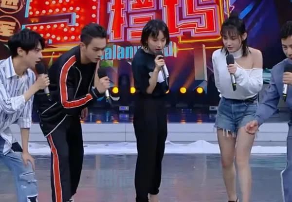 他30岁才上《快本》，却因在节目中抢维嘉镜头，被对方生气大骂