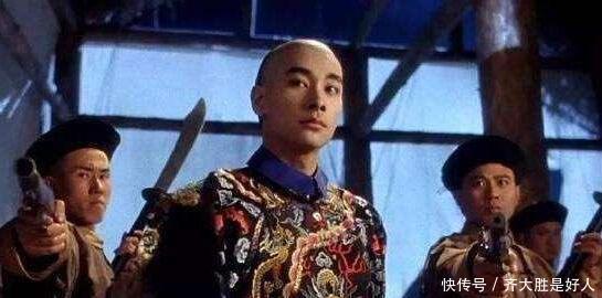 二品|左宗棠手下一名小兵,名字上被皇上滴了一滴红墨水,官至二品总兵!