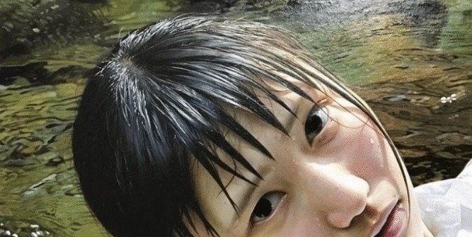 油画#日本画家一幅“水中少女”油画火了,当放大10倍,简直太令人意外了