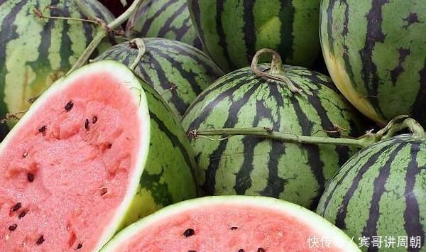 水果|医生从不吃的4种水果，再馋也要忍住，越吃”湿气“越重