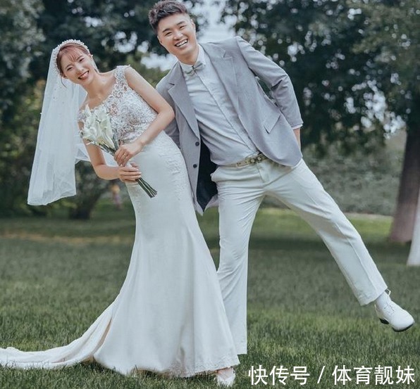 女神|又一女排女神宣布婚讯！公开晒婚纱照秀恩爱，未婚夫笑容超治愈