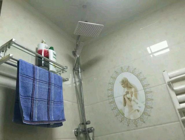 女人|一个离异女人的37平小窝,洗衣机在灶台下,还有比我这更小的吗