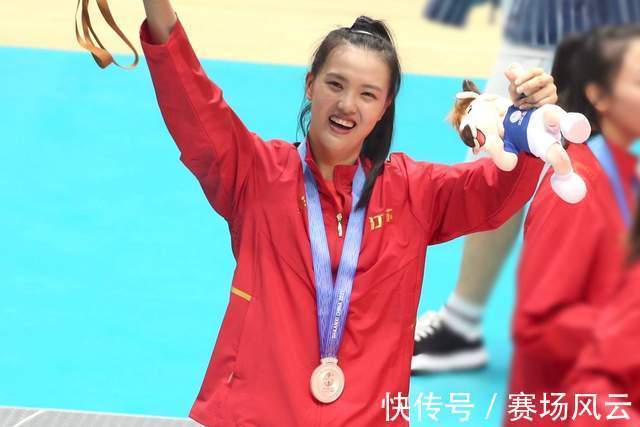 回归|如果朱婷不能按时回归,女排谁当临时队长?球迷给出3大热门人选