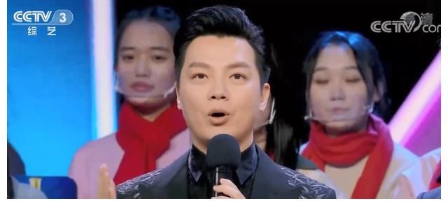 任鲁豫：作为春晚C位，竟然连第一届春晚主持人是刘晓庆都不知道