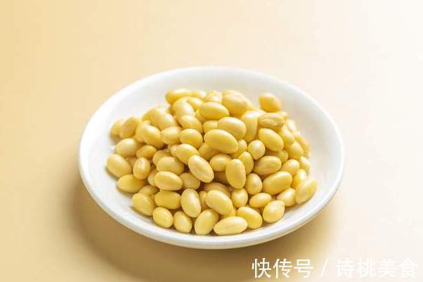 香浓|打豆浆时,泡好的黄豆直接打是外行,多加1步,豆浆香浓细腻