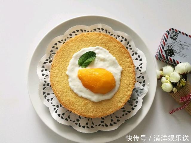 制作|一盒酸奶,2个鸡蛋,教大家轻松制作酸奶蛋糕,好吃到停不下来