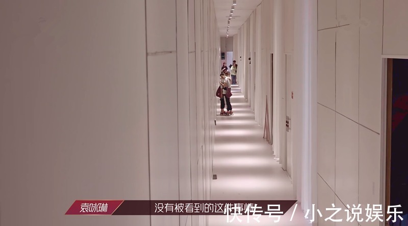 《乘风破浪》里最没存在感姐姐,独自一桌吃饭,连吴昕都不认识她