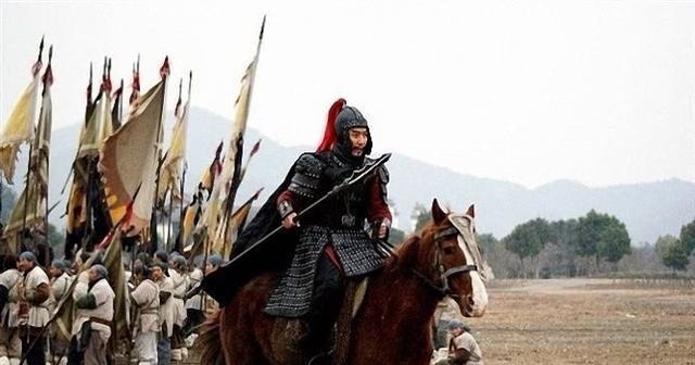 兄弟们|梁山三位好汉被宋江剥夺兵权,几乎被软禁,是因为想做领头人