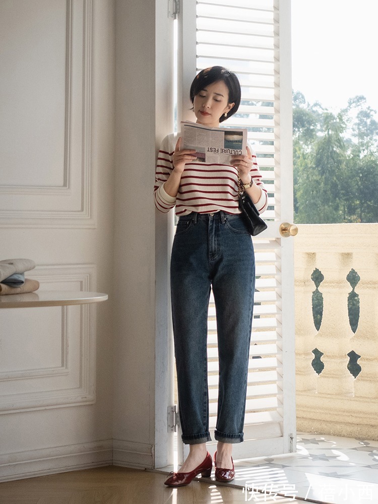 小白裤 入春后该买什么裤子?建议多穿这3种,西装裤、牛仔裤时髦又高级