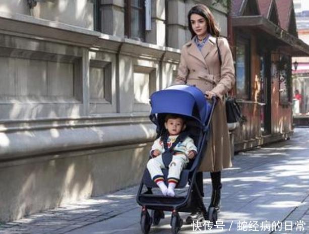 将婴儿放在“视觉悬崖”上,婴儿会爬过去吗?看完真是长知识