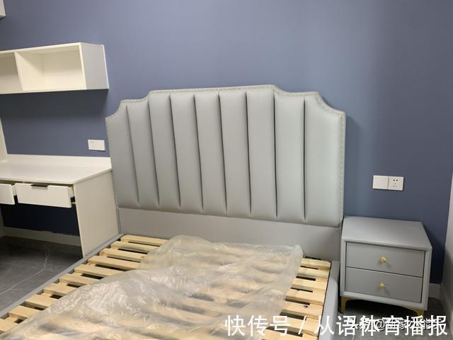 乳胶漆|她家装修花了12万,打造网红款电视墙,请木工师傅打柜子很喜欢