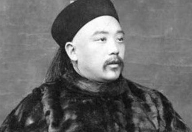 吴长庆|袁世凯去朝鲜支援时，不过是个新兵，为何能在朝鲜当总督十几年？