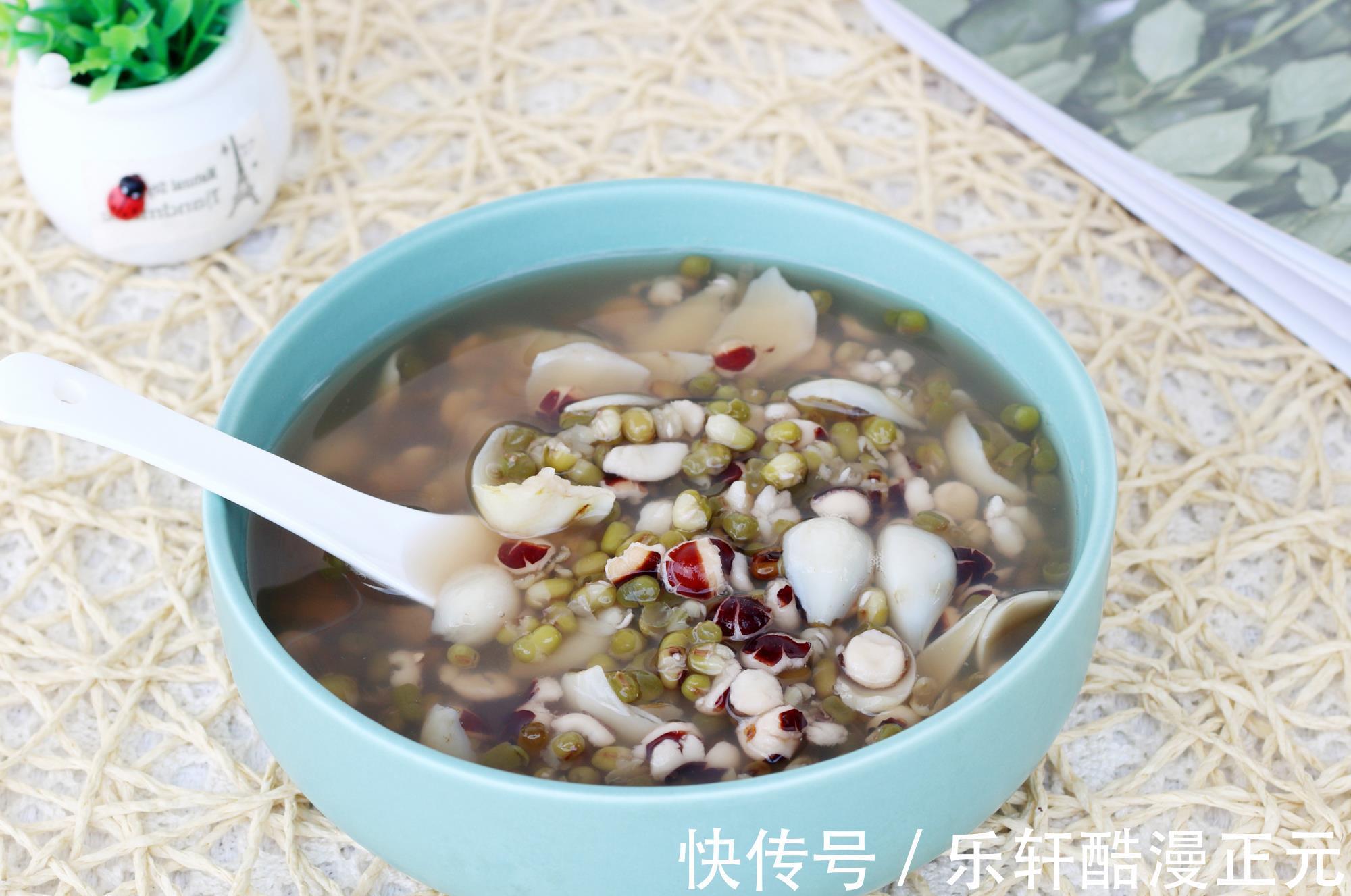 绿豆粥|煮绿豆粥时，放红糖，冰糖还是白砂糖，区别很大，别再放错了