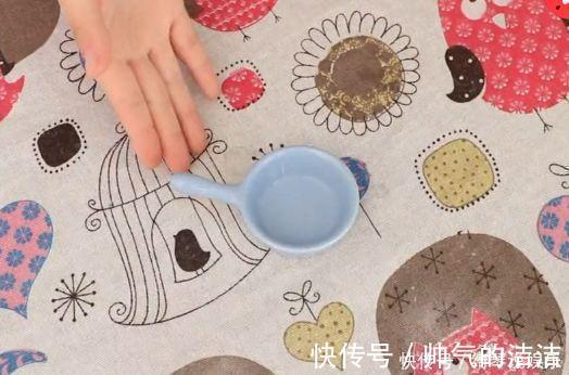 鞋子 鞋子开胶不要扔,牙膏加它涂鞋子上,比502还好,鞋子不开胶