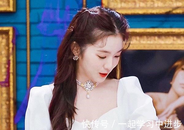 彭璐 别再披头散发了!小个子吸晴显高的几款发型,太美了!