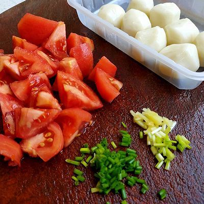 dh番茄鳕鱼丸子汤