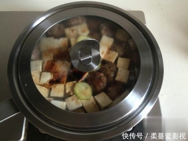 爱吃豆腐，这一个新招，你可得记住，简单又好吃，怎么吃都不腻