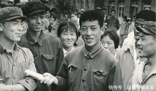 47年前，那位高考交白卷的“英雄”张铁生，现在过得怎样？