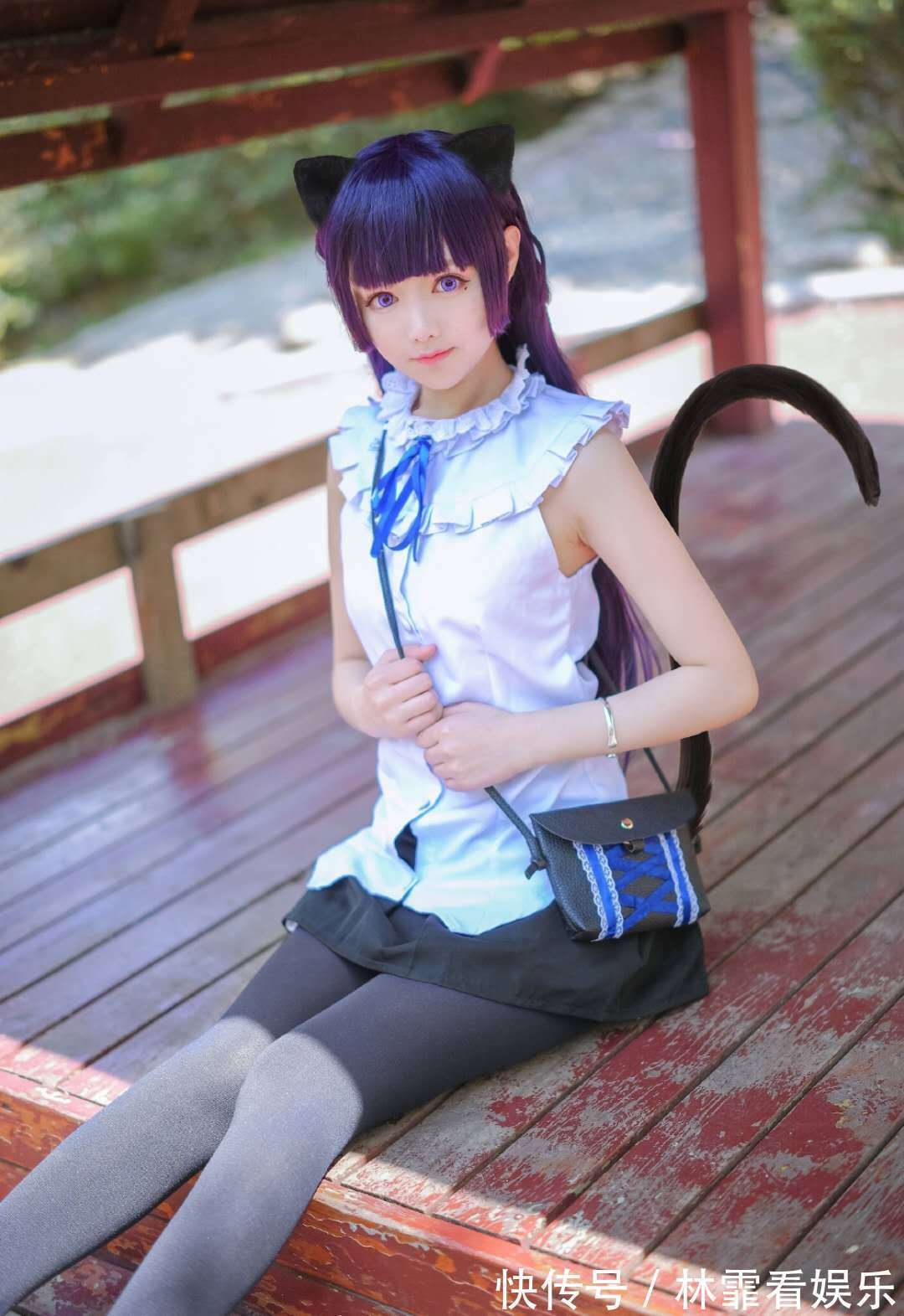 黑貓|黑貓五更琉璃超萌還原，俏皮貓尾絨絨貓耳，兩套造型都好可愛?。?
onload=