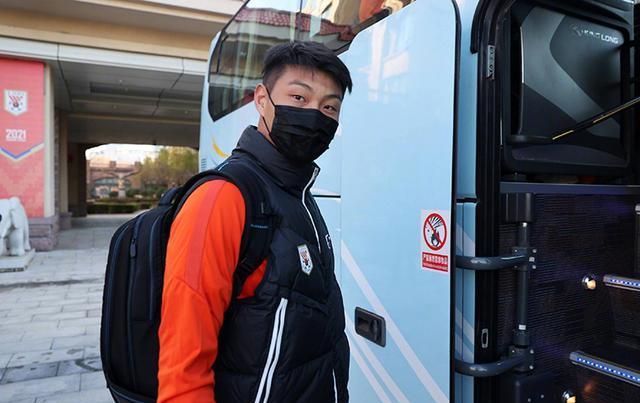 中超|山东泰山兵发广州！拼命三郎携手五大外援，5大国脚最多合练3天