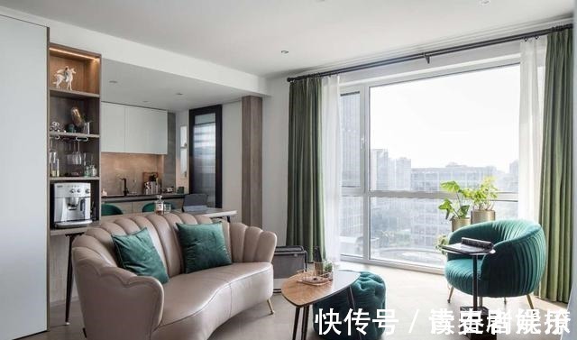 中式|走进她家,才知大平顶配大白墙有多清爽,一人独居过得轻松又舒适!