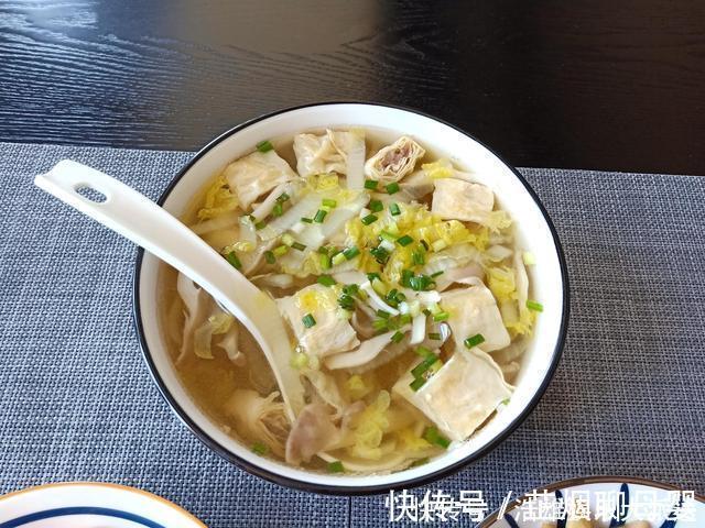 我家的极简晚餐,3个菜15分钟,好吃不贵又简单,吃得开心舒服