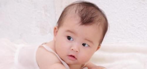 入睡|2-3个月的宝宝一到半夜就大哭,父母做好这些,安静入睡一整夜