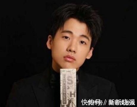 最強大腦|人紅是非多,郭麒麟成綜藝咖被質疑,其實背后沒那么簡單