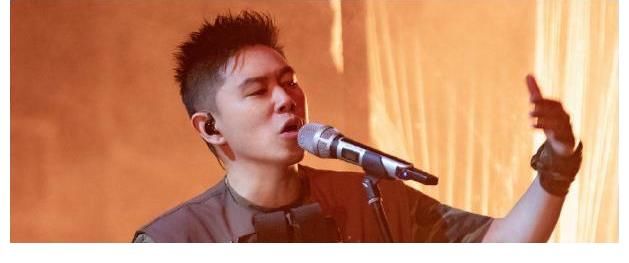 布瑞吉|《哥哥》四公淘汰赛制再变,4人离开,陈小春张晋各救1人