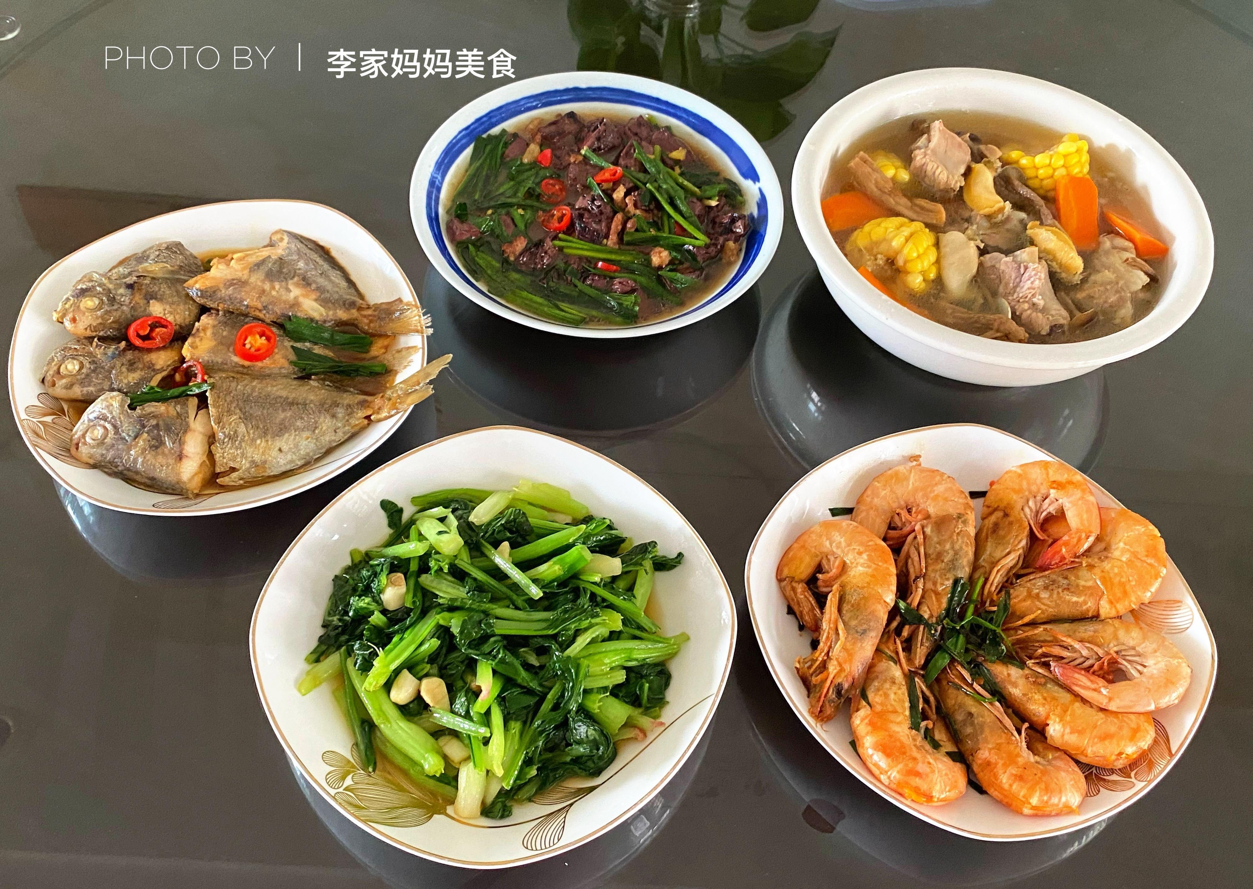 猪血|亲戚突然来串门，临时加了2道菜，被嫌弃抠门，吃完却要打包
