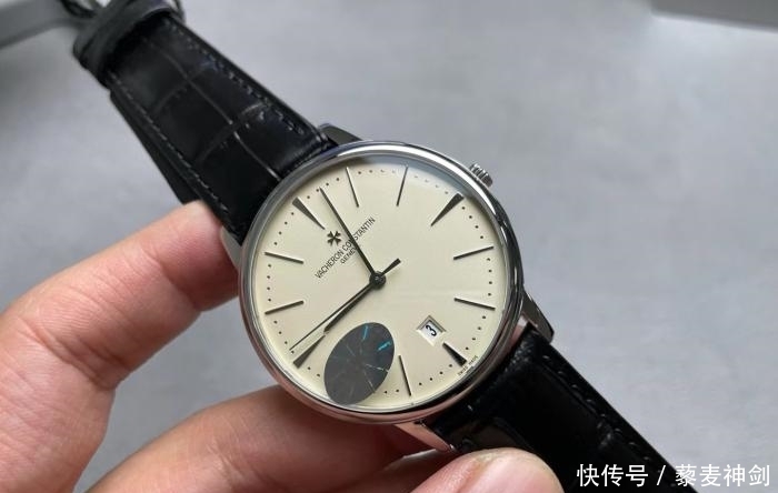 机芯|为啥越来越多的有钱人喜欢上了复刻表真的值得去购买吗