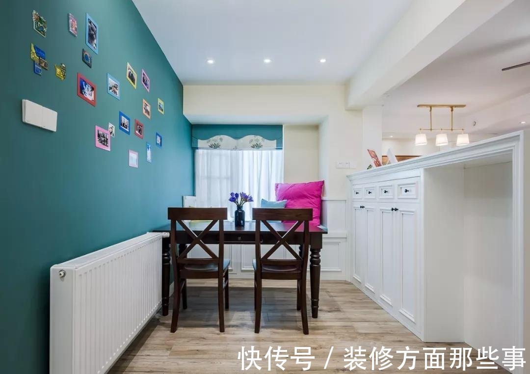 电视墙|120平现代美式风三居室,把电视墙后方做成收纳,实用通透又漂亮