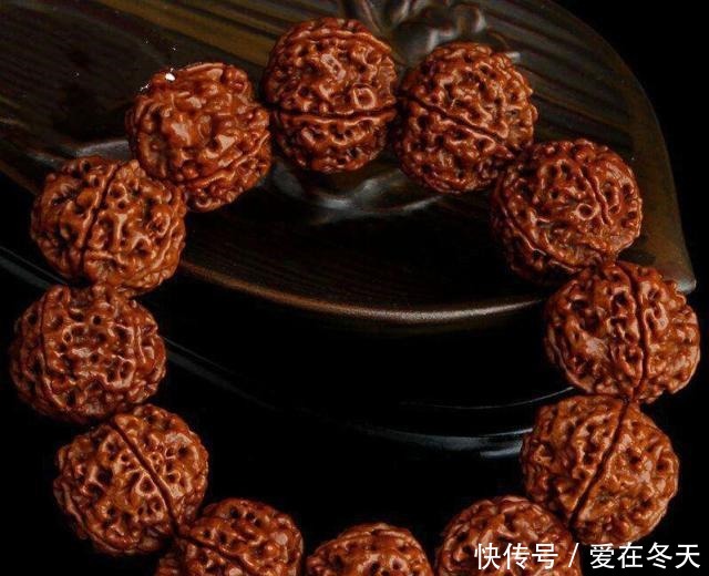 手串|这6种手串,盘成的概率只有十分之一,一不小心就毁了!